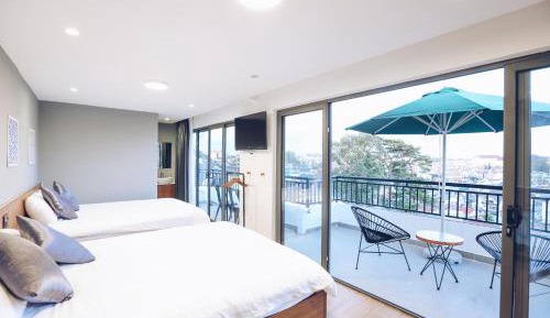 Penthouse Studio with Balcony