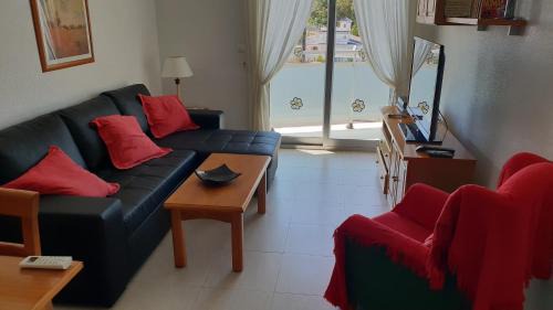 Two-Bedroom Apartment (3 Adults)