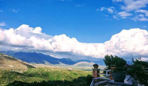 Double Room with Mountain View