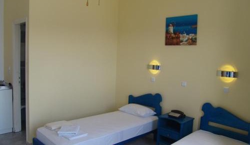 Budget Triple Room with Sea View