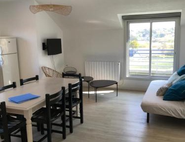 Two-Bedroom Apartment (7 Adults)