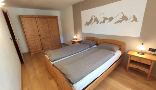 One-Bedroom Apartment (4 Adults)