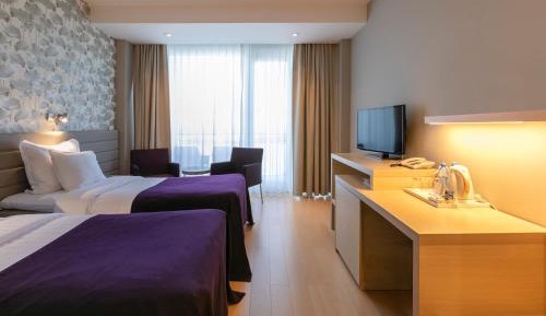 Twin Room with Massage Package