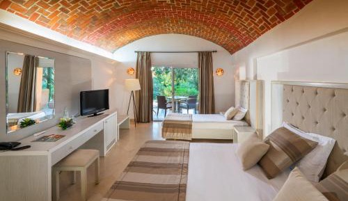 Standard Family Room