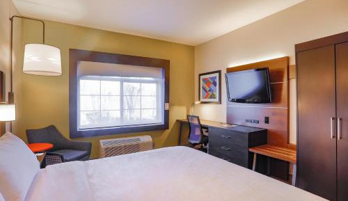 Standard King Room