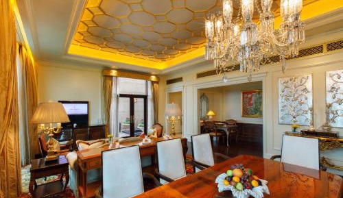 Maharajah Suite with Plunge Pool, Airport Transfers & Lounge Access including cocktail hours