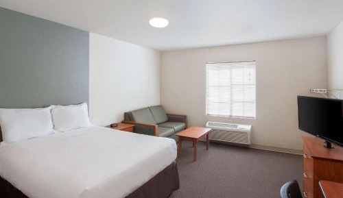 Standard Double Room - Accessible/Non-Smoking