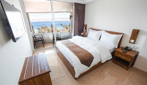 Deluxe Double Room with Balcony and Sea View