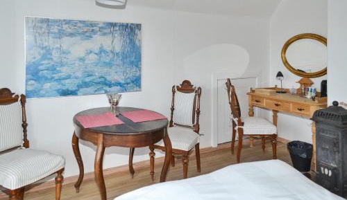 Double Room with Shared Bathroom