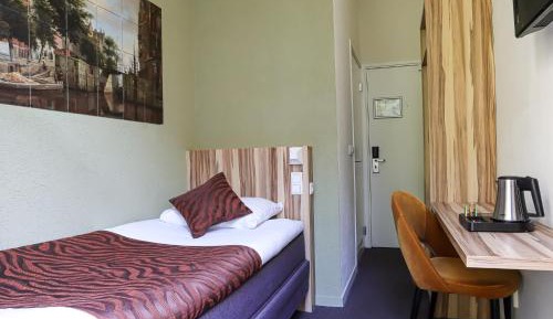 Small Single Room