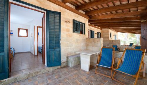One-Bedroom Apartment (3 Adults)