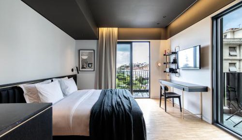 Deluxe Room with Balcony