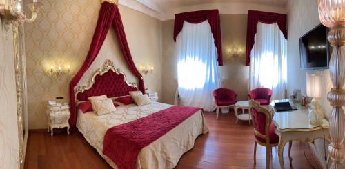 Double Room with Lagoon View