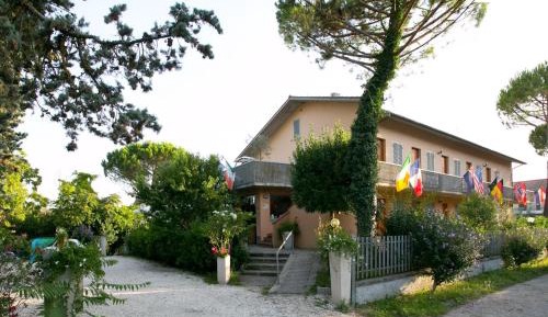 Studio (2 Adults)