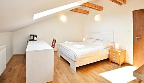 Triple Room with Private Bathroom