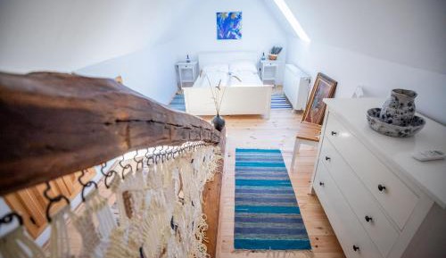 Apartment - Split Level