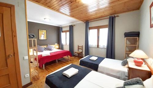 Quadruple Room with Private Bathroom