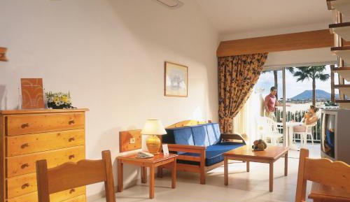 Family Room - Annex