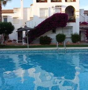 Apartment - Split Level with Pool View