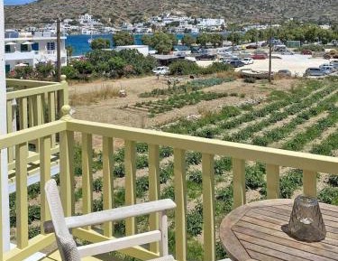 Apartment with Balcony (Ksenio no.6)