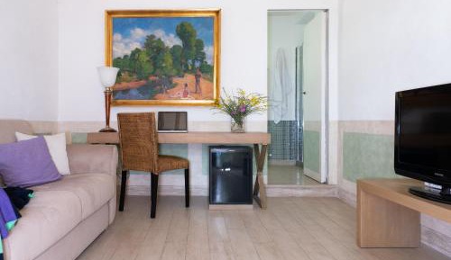One-Bedroom Suite