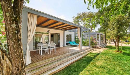 Two-Bedroom Mobile Home with Terrace