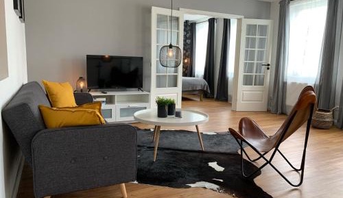 Apartment - Split Level