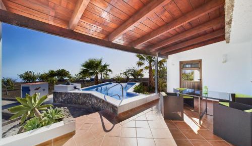 Two-Bedroom Villa with Sea View and private pool (4 Adults)