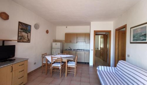 Two-Bedroom Apartment (4 Adults)