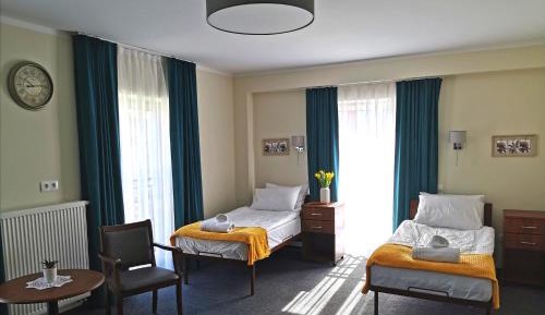 Large Twin Room