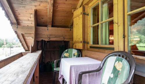 Three-Bedroom Apartment with Terrace