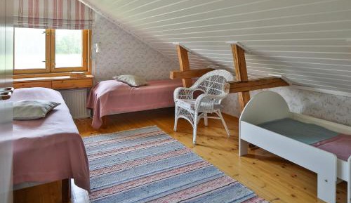 Upstairs floor with private bathroom - Apila 