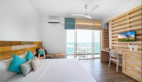 Premier Ocean Suite with 10% off on Food & Beverage