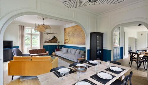 Seven-Bedroom House