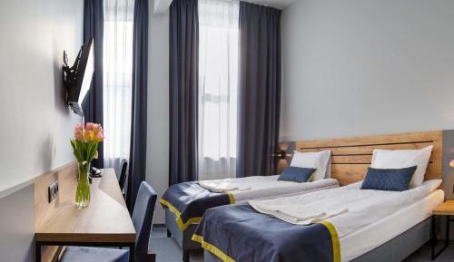 Large Twin Room