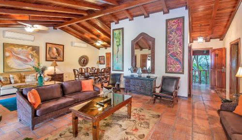 Suite with Garden View