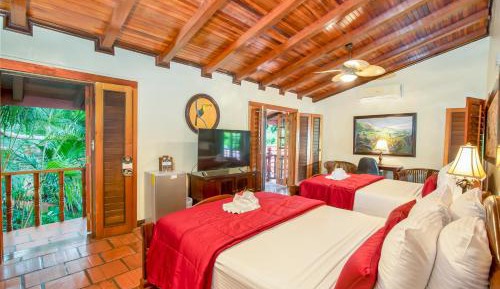 Double Room with Two Double Beds - Garden View