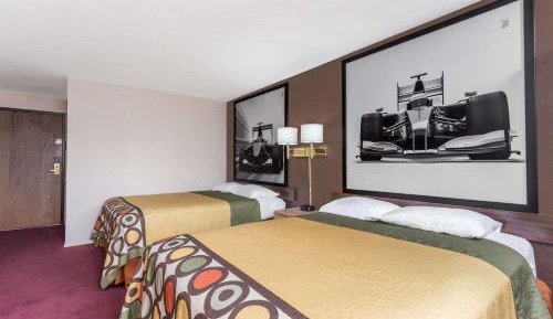 Queen Room with Two Queen Beds - Pet Friendly/Non-Smoking