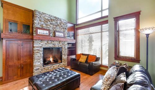 Three-Bedroom Townhouse