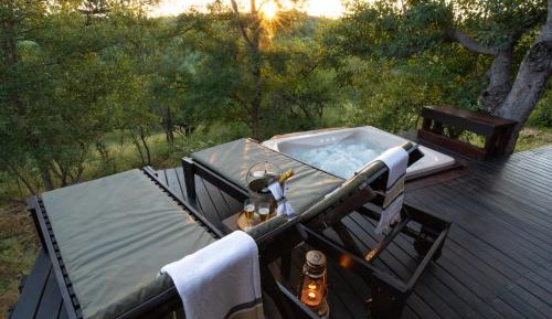 LUXURY Tent