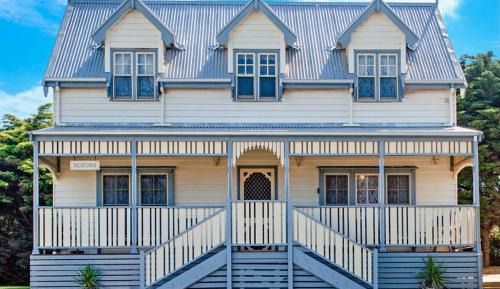 Double Story Cottage