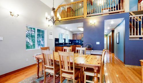 Four bedroom holiday home 