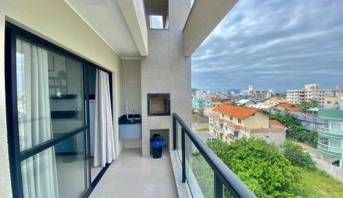 Apartment with City View