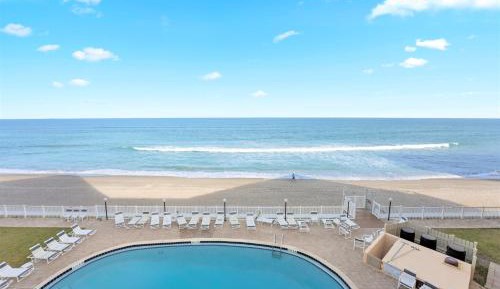 Premium Two-Bedroom Apartment - Oceanfront - Unit #335, 443, 446