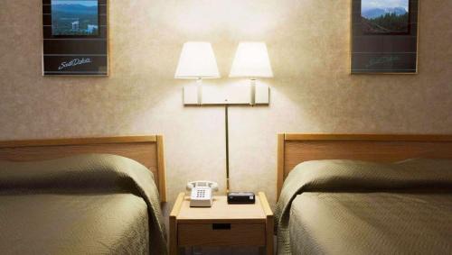 Double Room with Two Double Beds - Non-Smoking