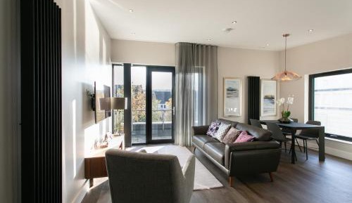 Deluxe Apartment