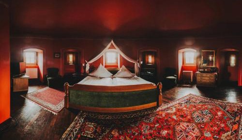Large Double Room