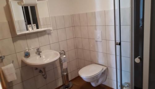 Twin Room with Private Bathroom