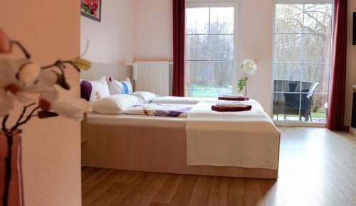 Double Room with Terrace - Ground Floor