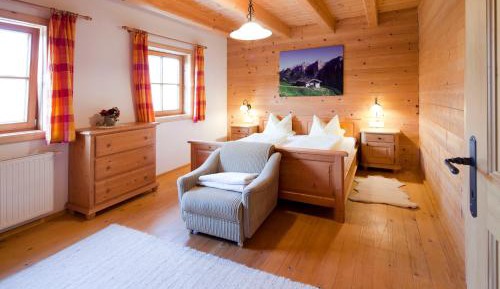 One-Bedroom Apartment with Balcony